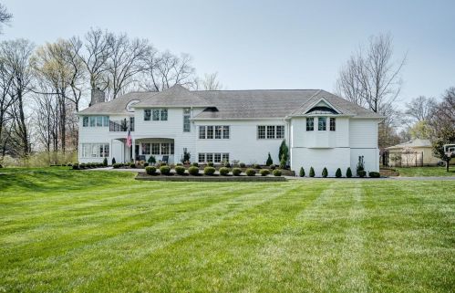 7375 Cayuga Dr, Cincinnati OH  45243-3540 exterior
