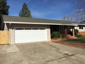 1070 Lorraine Dr, Redding, CA 96002-3210