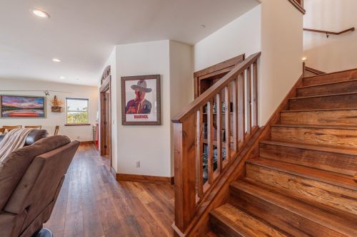 14574 Wolfgang Rd, Truckee CA  96161-6905 exterior