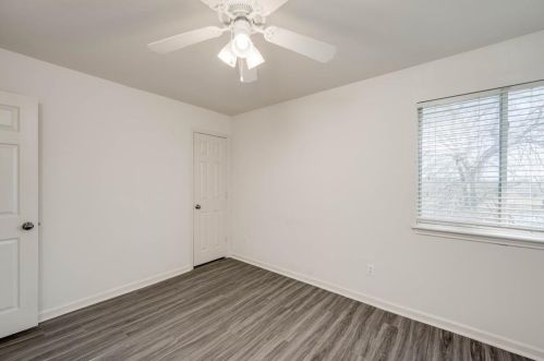 2108 Campfield Pkwy, Austin TX  78745-6349 exterior