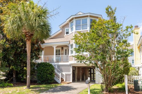 3 Pelican Reach, Isle Of Palms, SC 29451-3820
