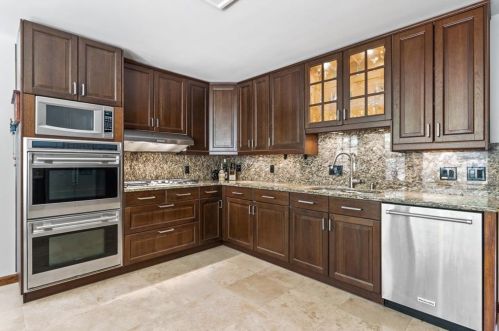 3527 Hidden Acres Dr, Atlanta GA  30340-4449 exterior