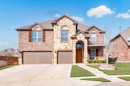 6825 San Luis Trl, Fort Worth, TX 76131