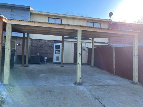 2204 Statler Dr, Carrollton TX  75007-5735 exterior