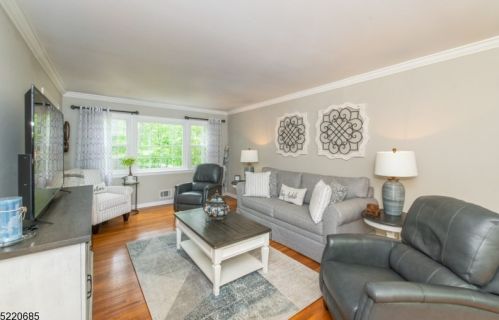 17 Forrest Rd, Dover NJ  07869-4311 exterior
