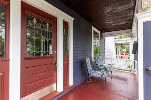 1320 Cryer Ave, Cincinnati, OH 45208-2807