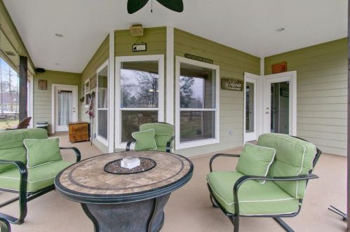 12454 Willis Waukegan Rd, Conroe TX  77303-4415 exterior