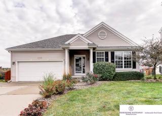 13707 28th Cir, Bellevue, NE 68123-2763