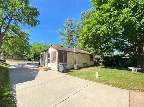 2311 Holloway Ave, Saint Paul MN  55109-4004 exterior