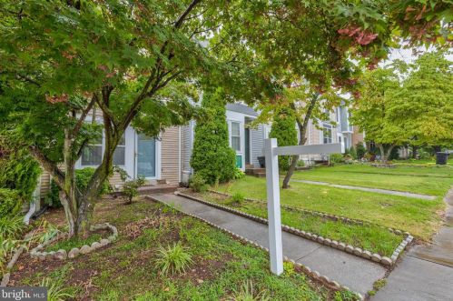 15376 Gatehouse Ter, Woodbridge, VA 22191-4131