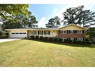 2707 Summit Hills Dr, Tucker, GA 30084-2946