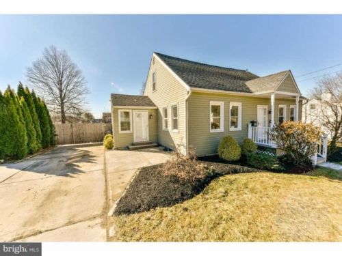 27 Mitchell Ave, Runnemede, NJ 08078-1839