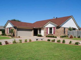 10001 Dover Dr, Yukon, OK 73099-7615