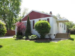 1436 Boston Ave, Joliet IL  60435-3736 exterior