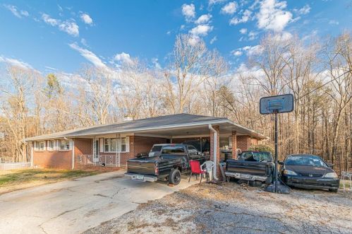 6468 Union Grove Rd, Lithia Springs, GA 30122-1150