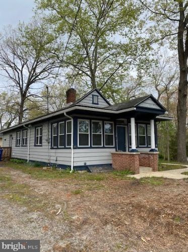 112 Daniels Ave, Browns Mills, NJ 08015-1219