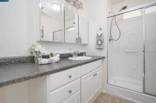 31 Terrace Dr, Concord CA  94518-2058 exterior
