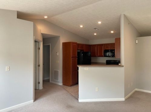 7222 English Dr, Cincinnati OH  45244-3147 exterior