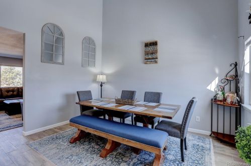 6067 Quatar Way, Aurora CO 80016-7134 exterior