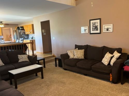 25341 Mallard Dr, Minooka, IL 60410-5549