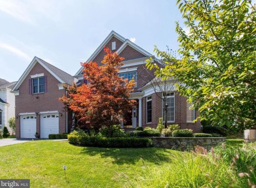 38 Renfield Dr, Princeton, NJ 08540-6261