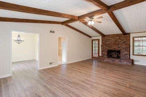 582 Hidden Hills Ct, Marietta, GA 30066-5238