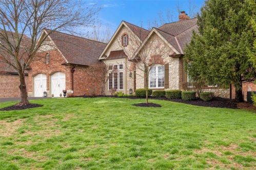866 Cabernet Ln, Saint Albans, MO 63073-1201