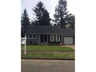 11358 Everett St, Portland, OR 97220-2320