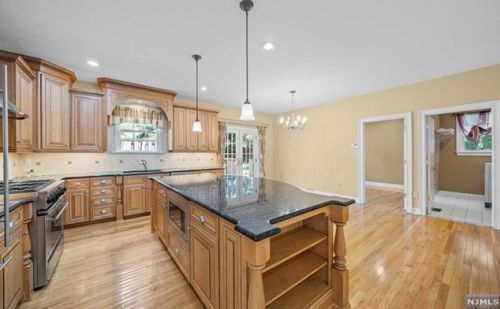 167 Graham Ave, Paterson NJ  07508-2961 exterior