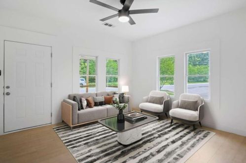 1712 Connally Dr, Atlanta GA  30344-2519 exterior