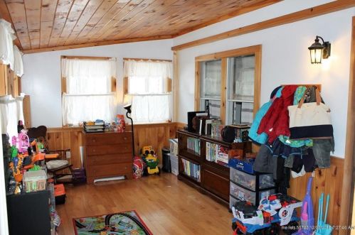 161 Pond Rd, Bridgton, ME 04009-4706