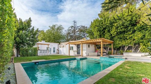 3604 Rosemary Ave, Glendale CA 91208-1216 exterior