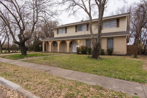 5437 La Jolla Dr, Garland, TX 75043-5040