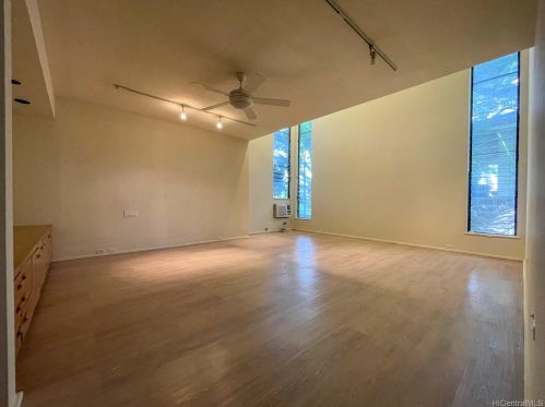 3715 Diamond Head Cir, Honolulu HI  96815-4424 exterior