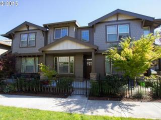 15977 Hildago Ln, Portland, OR 97229-1122