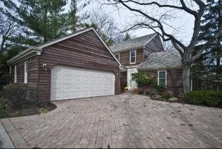 9 Court Of Conn River Vly, Half Day, IL 60069-3209