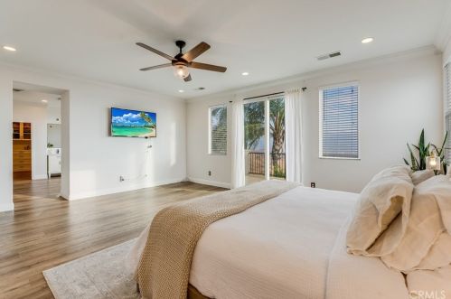 18458 Lakepointe Dr, Riverside CA  92503-0252 exterior