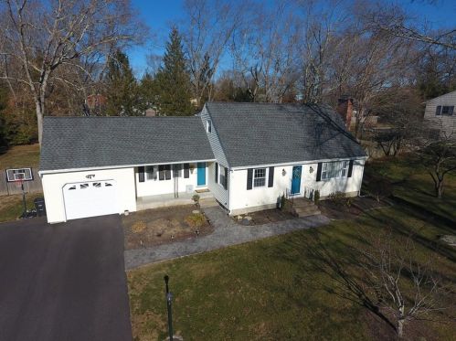 21 Wisteria Dr, Coventry, RI 02816-6653