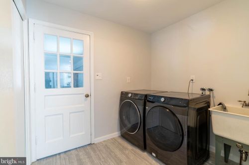 14805 Pebblestone Dr, Silver Spring MD exterior