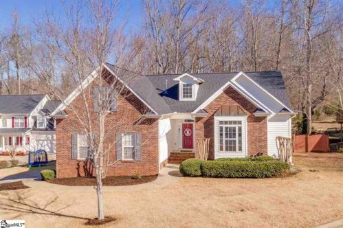 202 Coltsfoot Ct, Simpsonville, SC 29680-7243