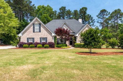 803 Mildred Ln, Loganville, GA 30052-6708