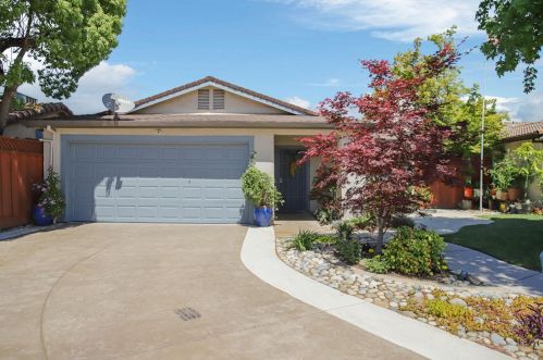 833 Canelli Cir, Modesto, CA 95356-2113