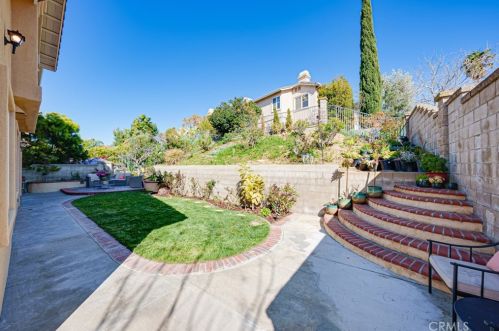 32 Trinity, Irvine CA  92612-3271 exterior