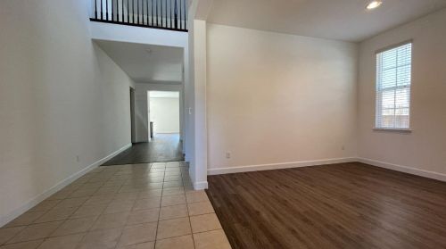 10365 Beckley Way, Elk Grove, CA 95757-3513