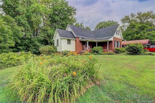 336 Pink St, Flay, NC 28021-0025