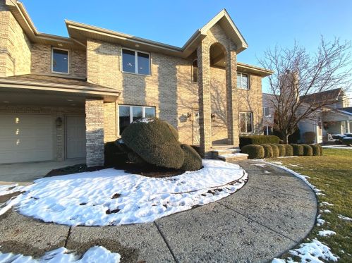 520 Poplar Cir, Manteno, IL 60950-1675