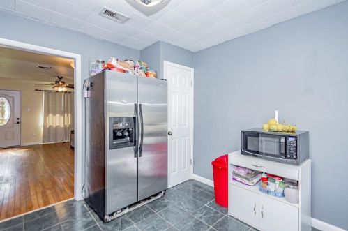 649 Lorrain St, Angleton TX 77515-3409 exterior