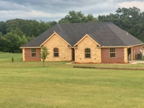 38685 Old Highway 18, Asher, OK 74826