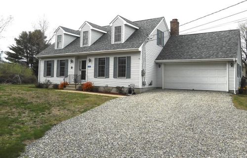 27 Irene St, Killingly, CT 06239-4211