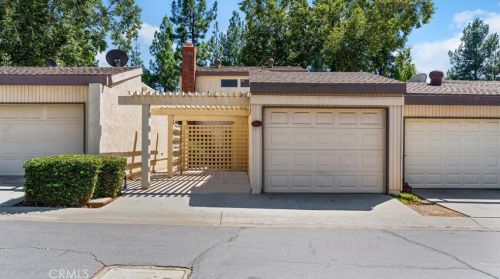 844 Daffodil Dr, Riverside, CA 92507-6372